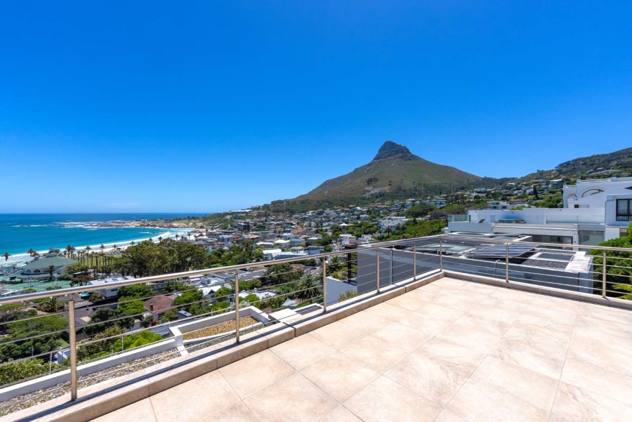 7 Bedroom Property for Sale in Camps Bay Western Cape